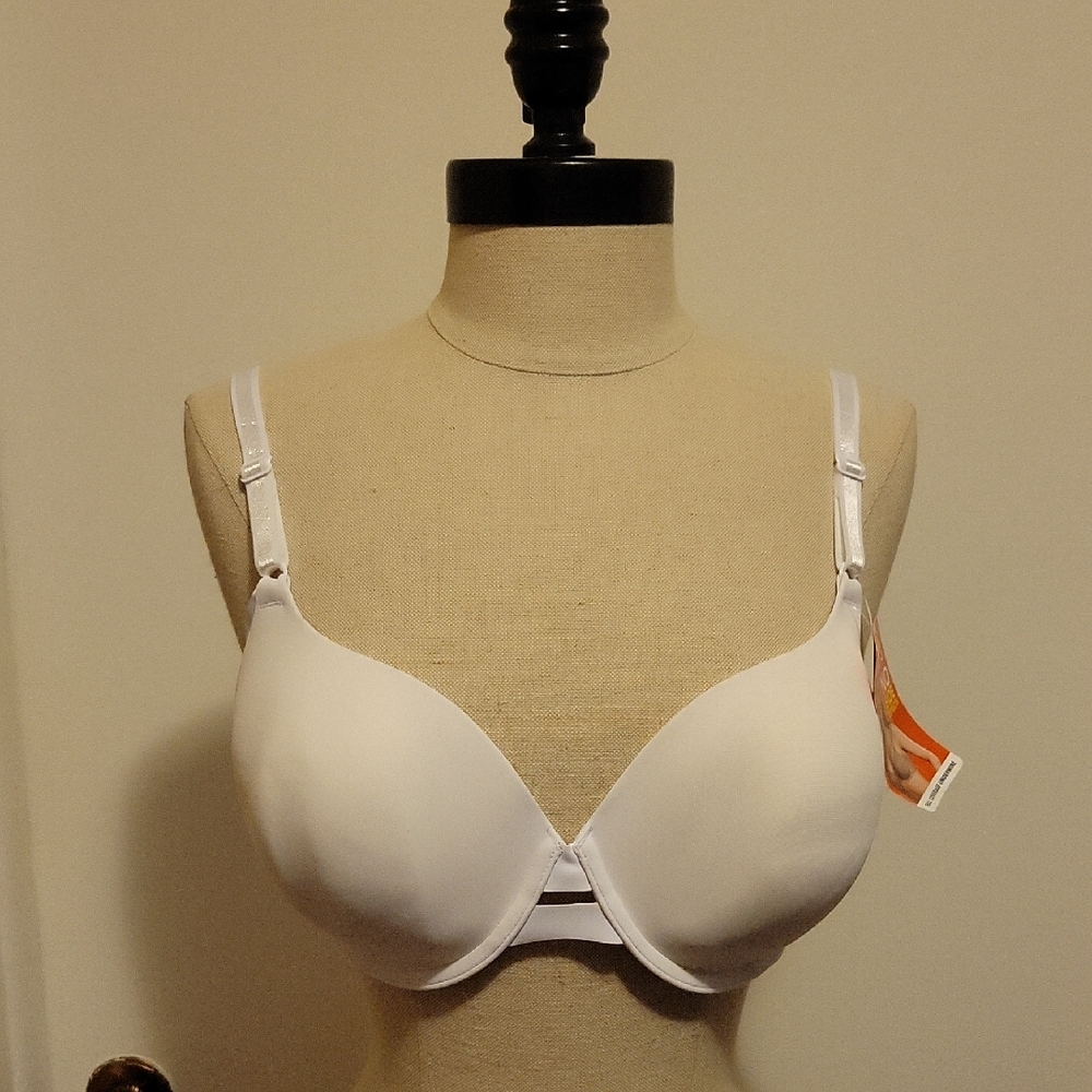 NWT: Warner's No Side Effects Full Coverage Underwire Bra